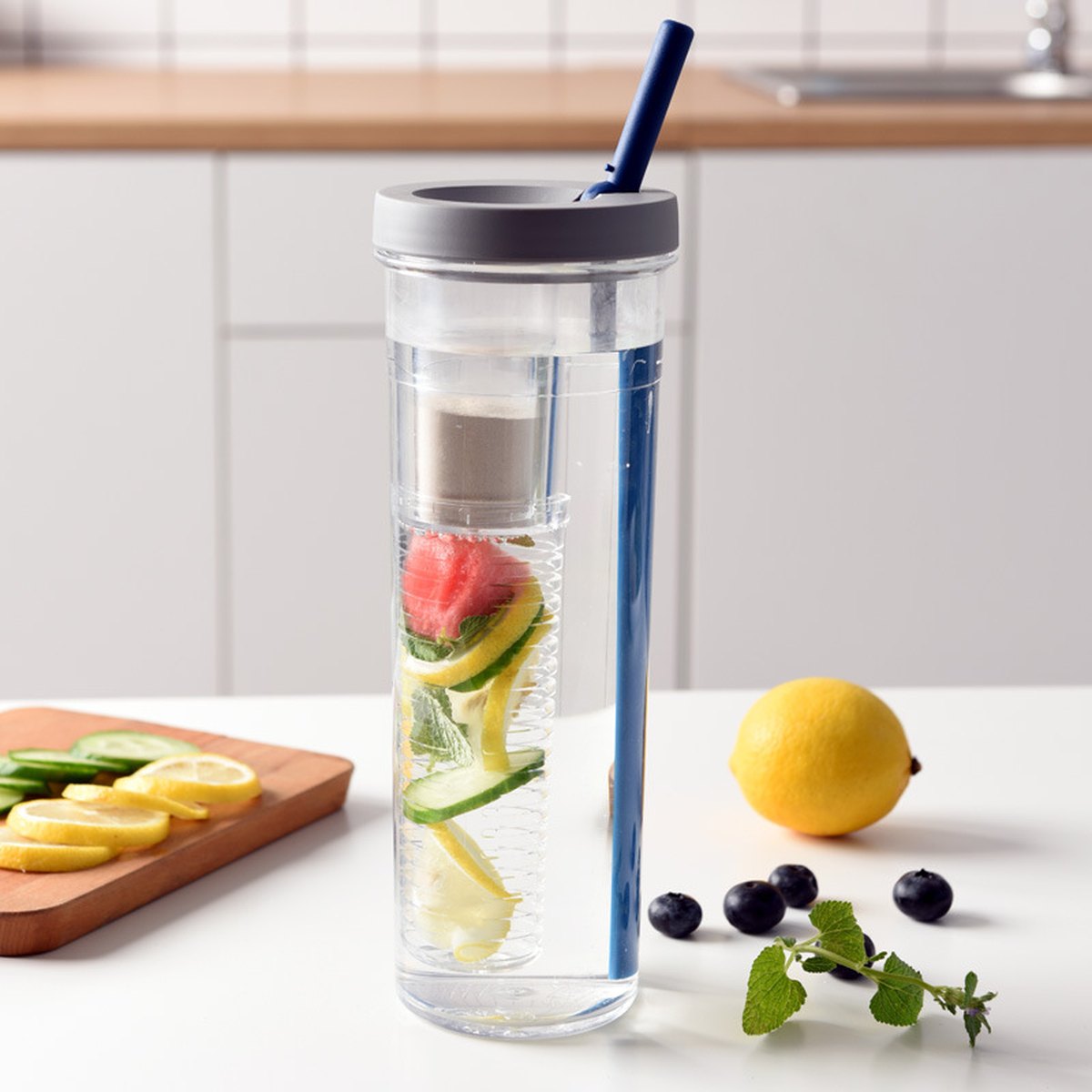 Water Bottle Portable Fruit Infuser Sports Lemon