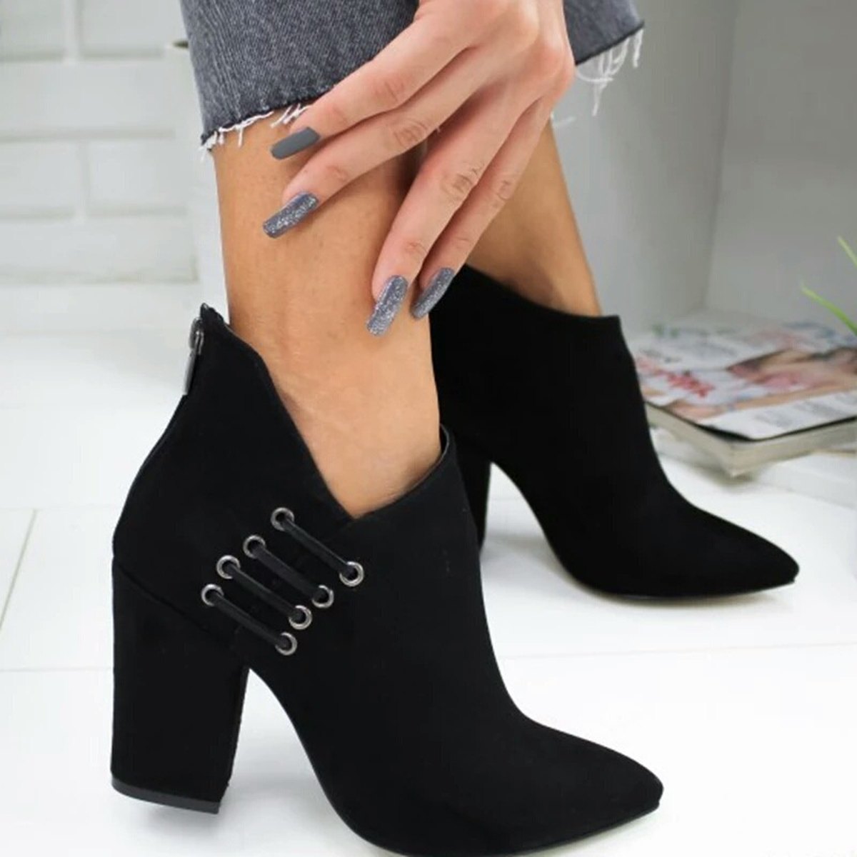Women's Ankle Boots Pointed-toe Zipper Shoes
