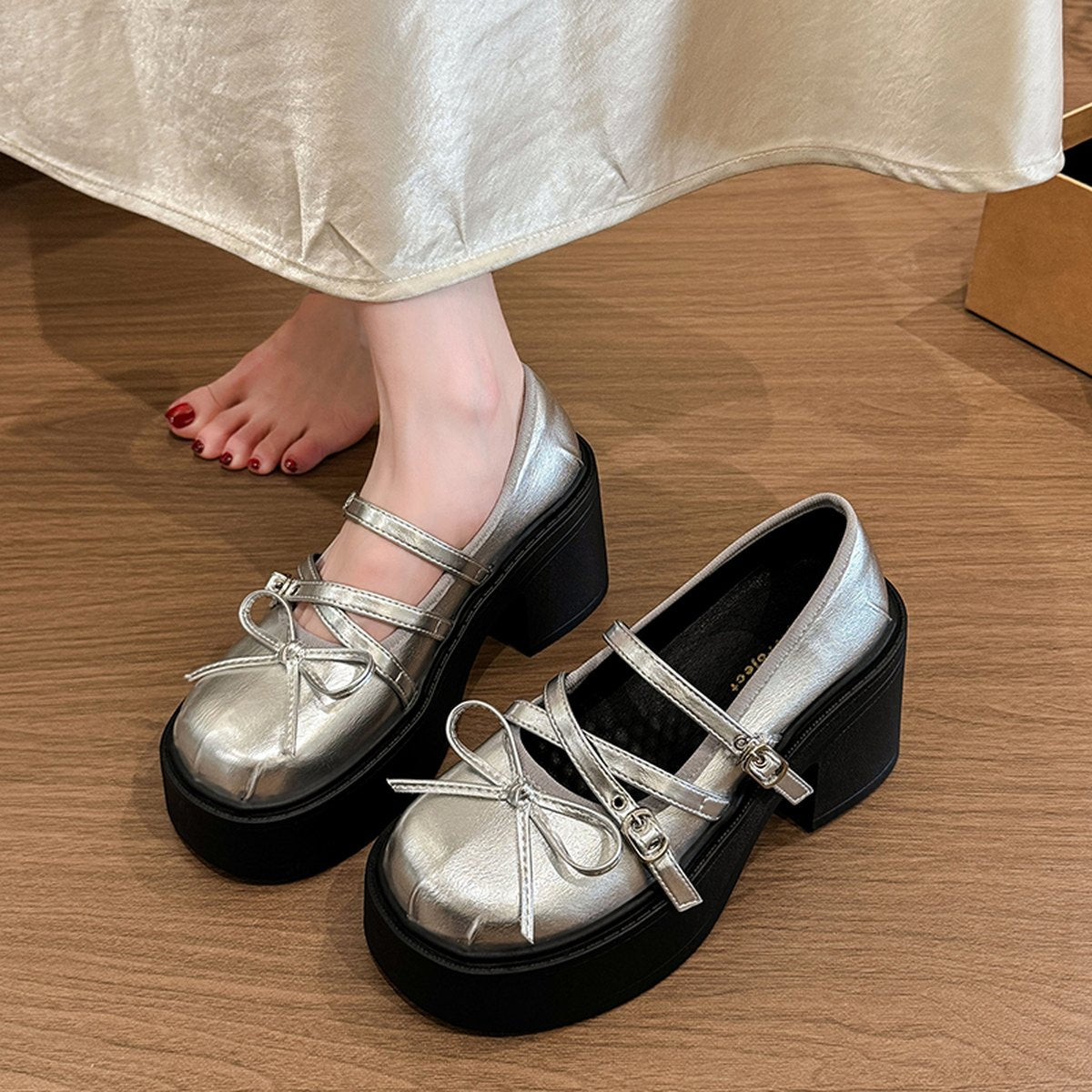 Women's Black Round Toe Platform Mary Janes French
