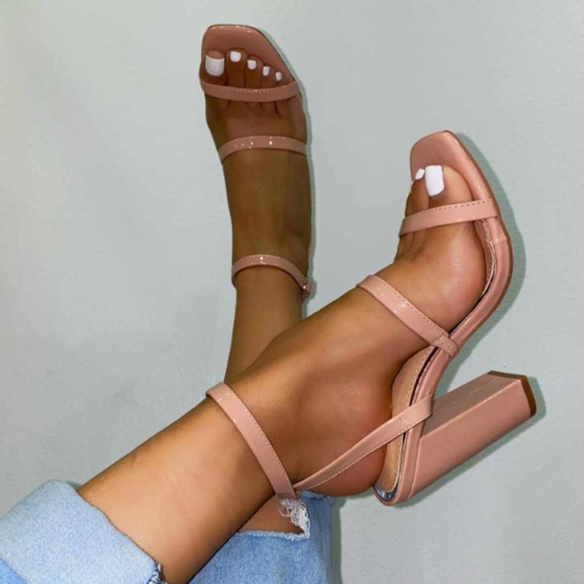 Women's Block Heel Buckle Square Toe Pumps