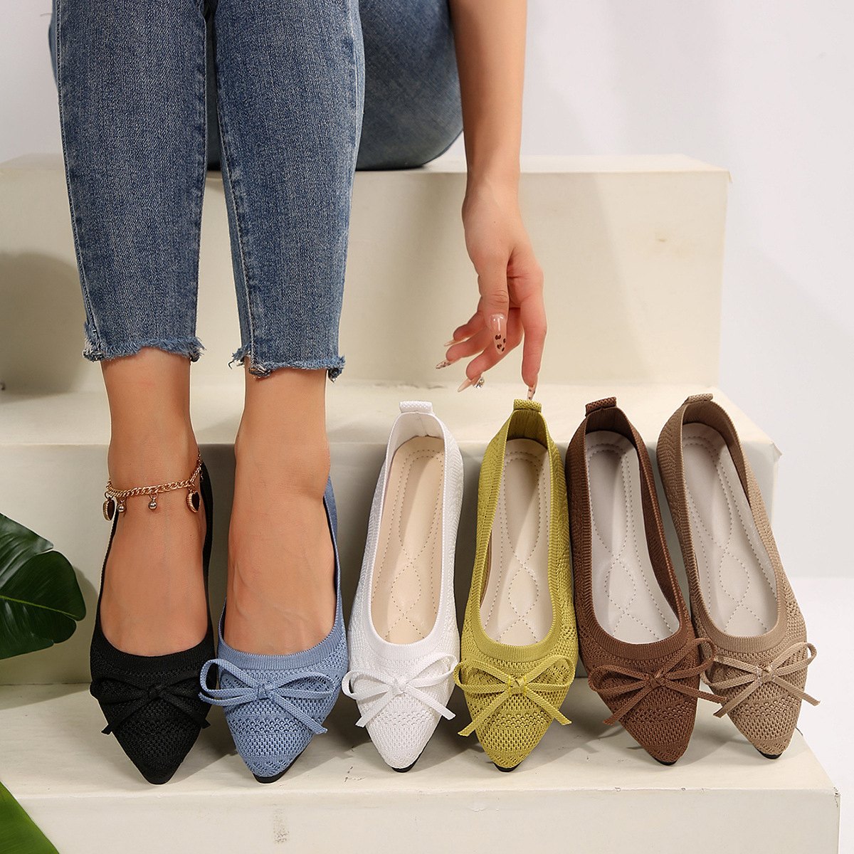 Women's Bow Knitted Loafers Pointed-toed Flats Shoes
