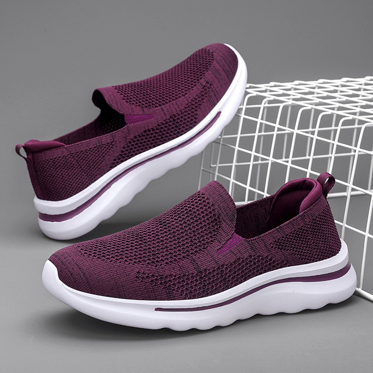 Women's Breathable Mesh Sports Walking Jogging Flat Shoes