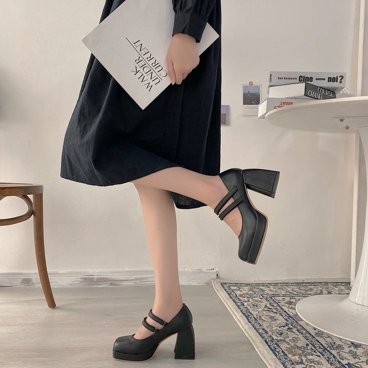 Women's Double Strap Mary Jane Pumps Round Toe
