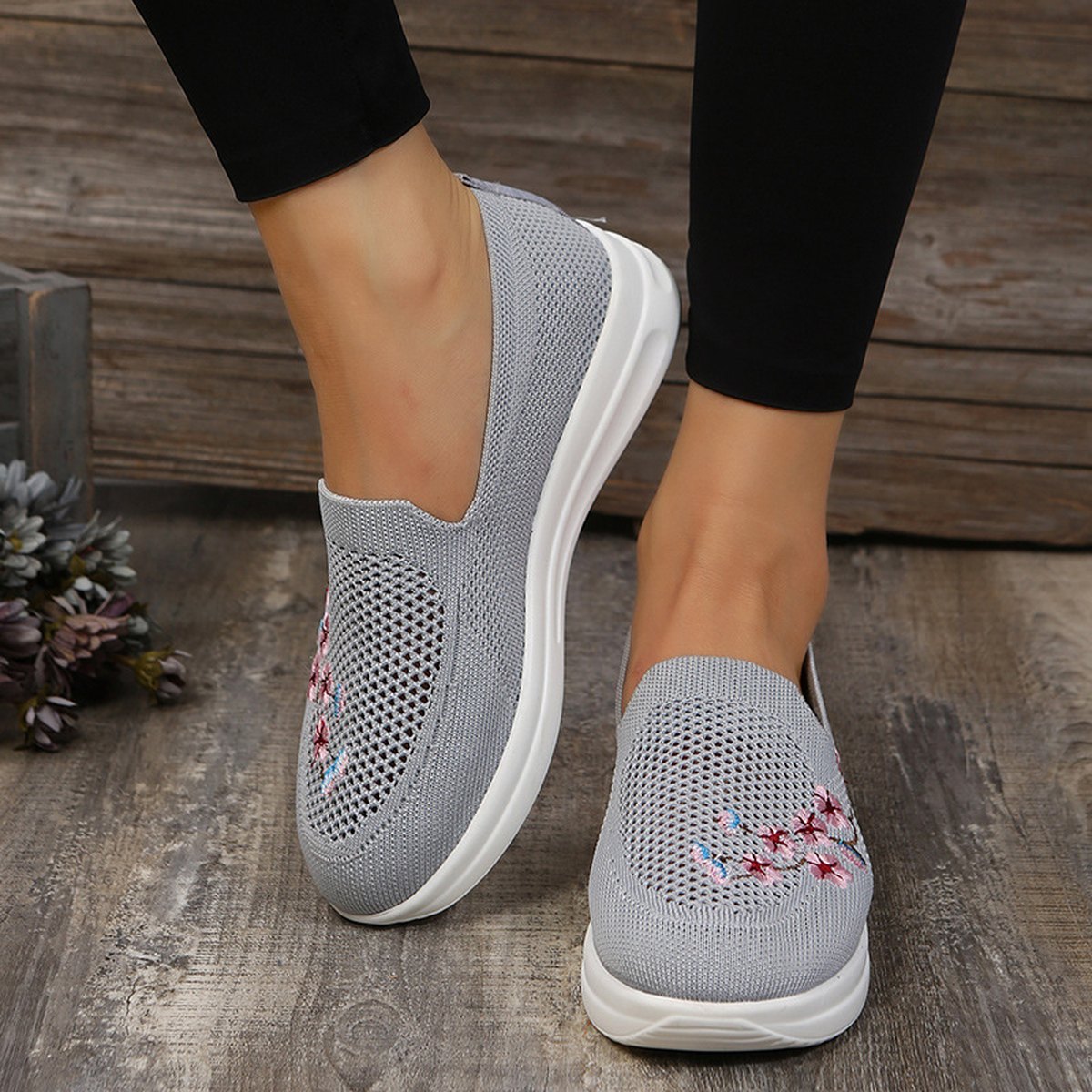 Women's Embroidered Mesh Loafers