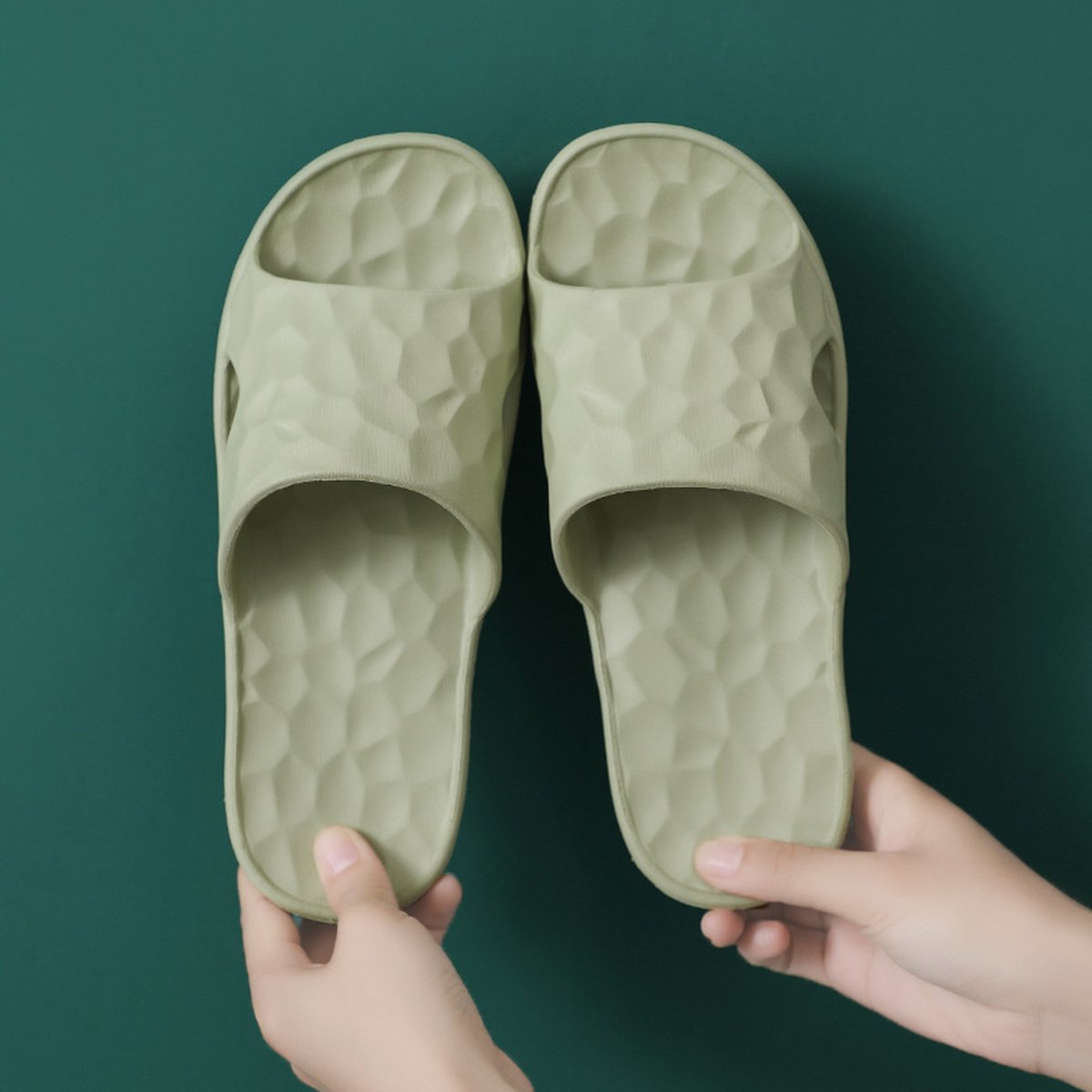 Women's Geometric Bathroom Slippers