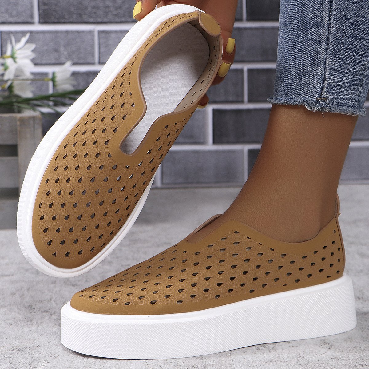 Women's Hollow-Out Slip-On Flats