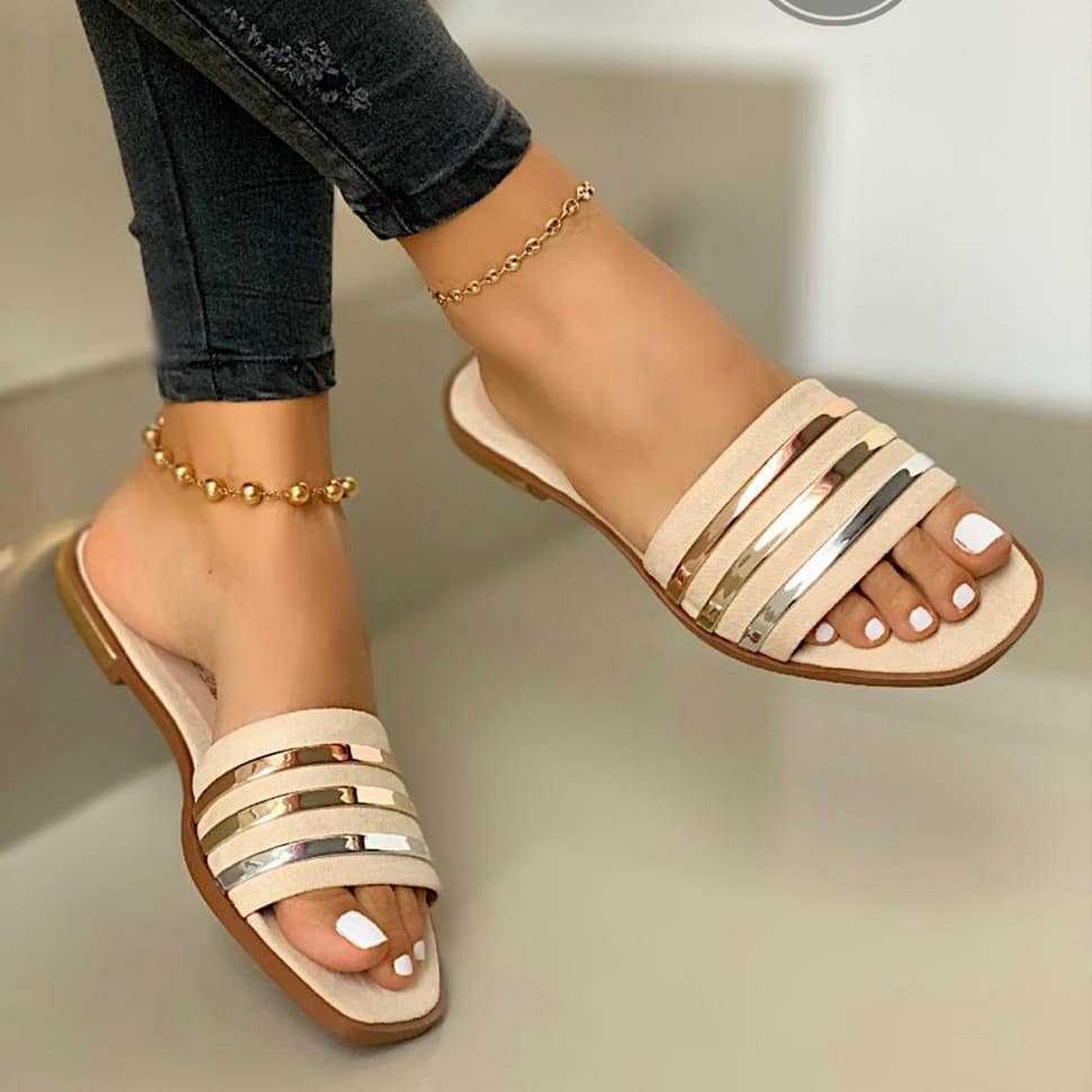 Women's Hollow-Out Slippers
