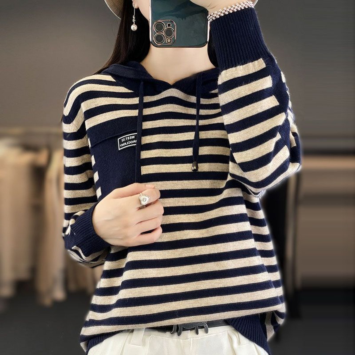 Women's Hooded Wool Base Shirt