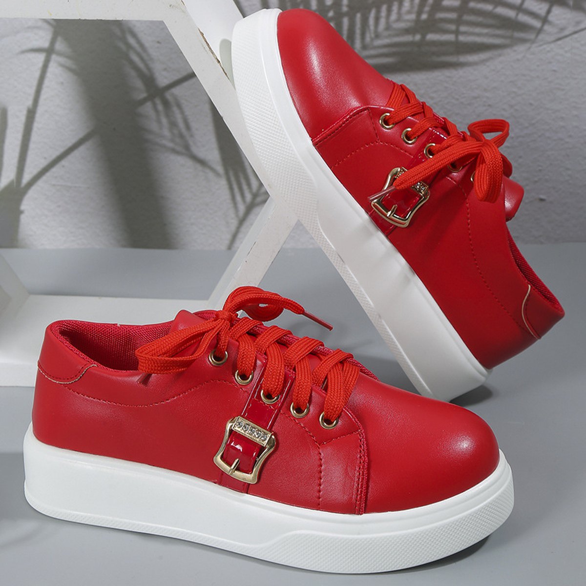Women's Lace-up Flats Shoes Metal Buckle Design Lightweight