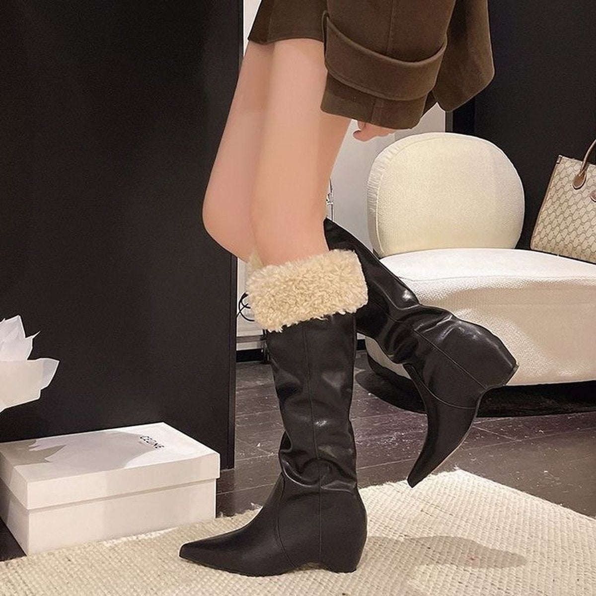 Women's Lazy Knee High Boots Pointed Toe Inner
