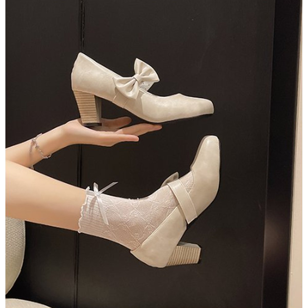 Women's Leather Mary Janes Block Heel Bow Pumps
