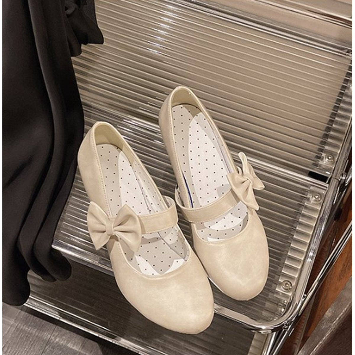 Women's Leather Mary Janes Block Heel Bow Pumps