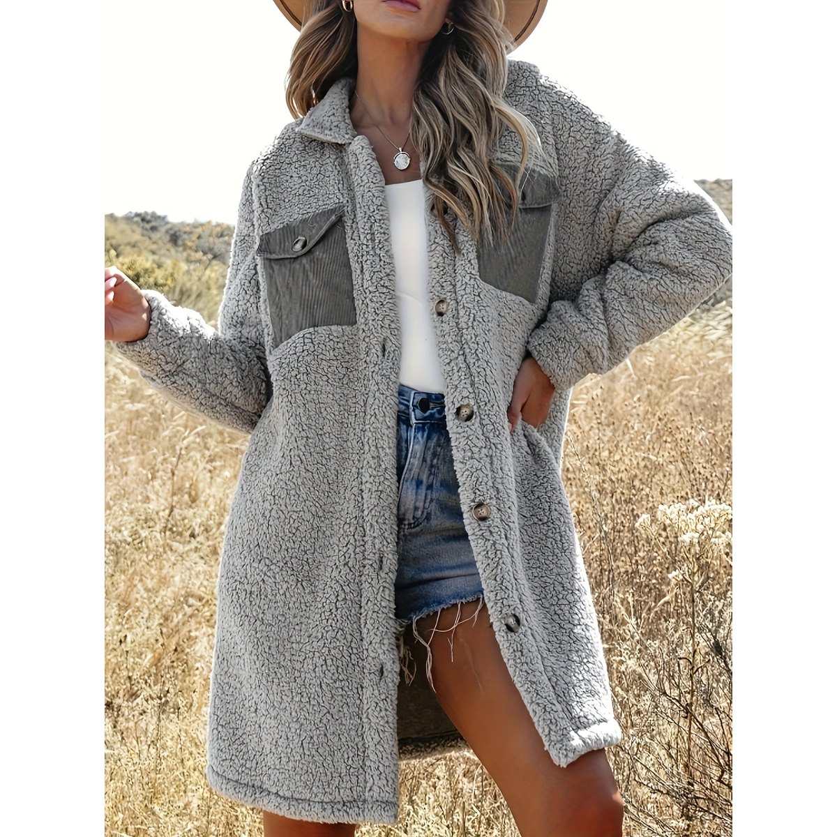 Women's Loosefitting Lambswool Coat