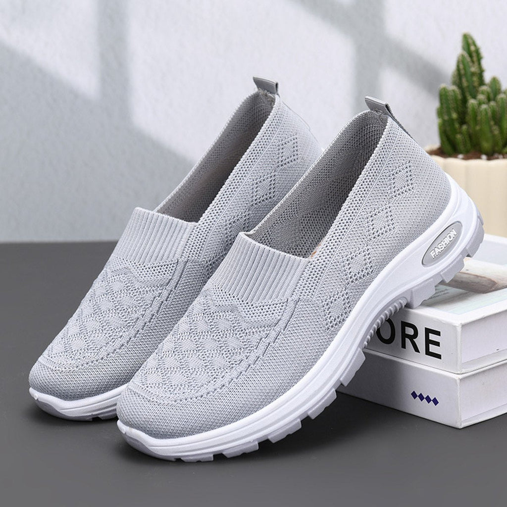 Women's Non-slip Soft-soled Flyknit Walking Shoes Classic Breathable