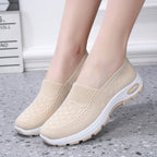 Women's Non-slip Soft-soled Flyknit Walking Shoes Classic Breathable