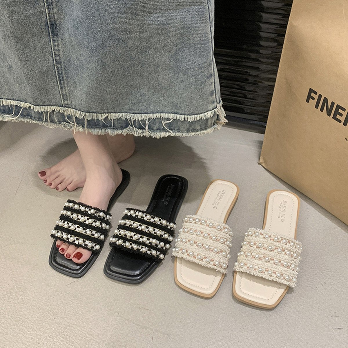 Women's Pearl-embellished Flat Slide Sandals