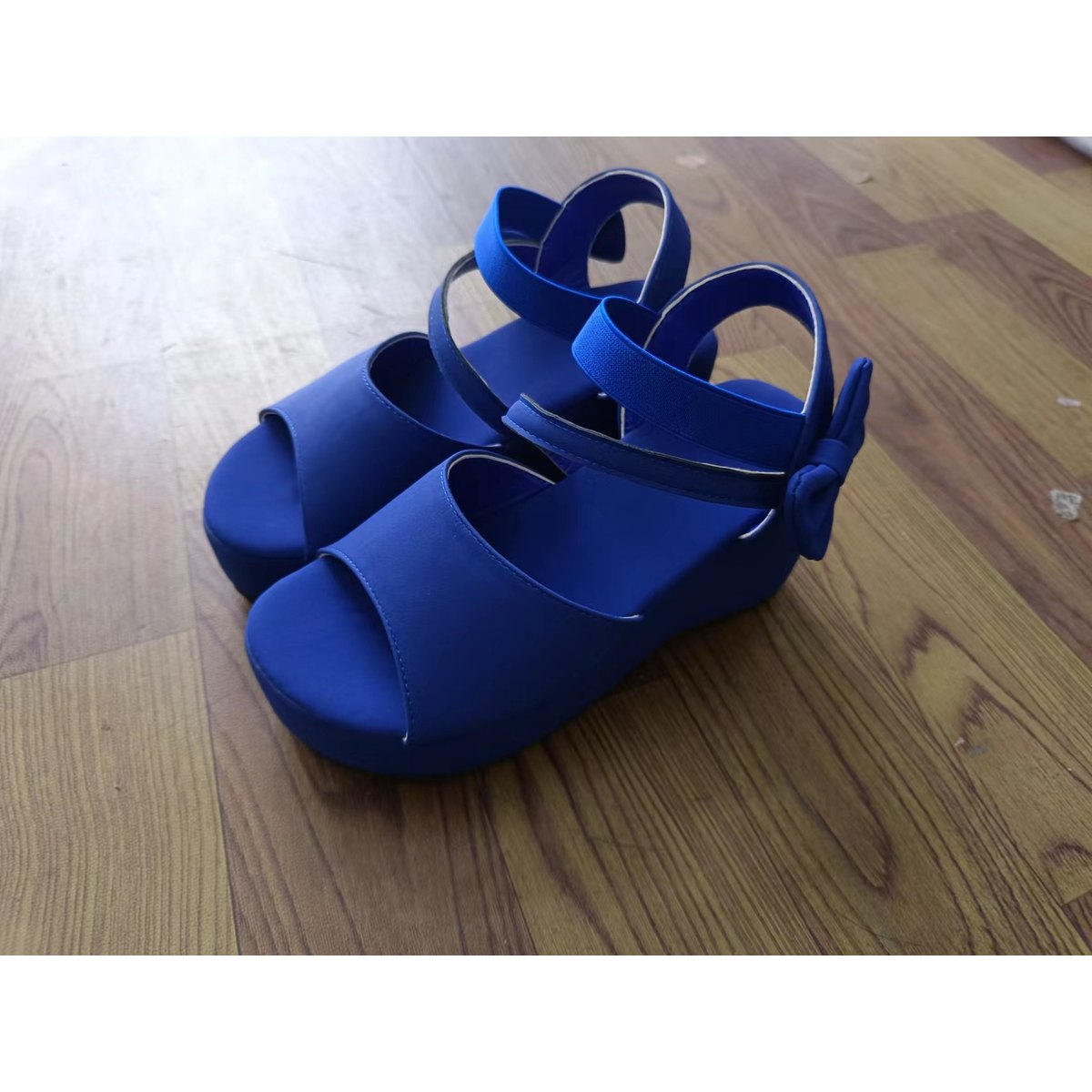 Women's Plus Size Suede Wedge Peep Toe Sandals