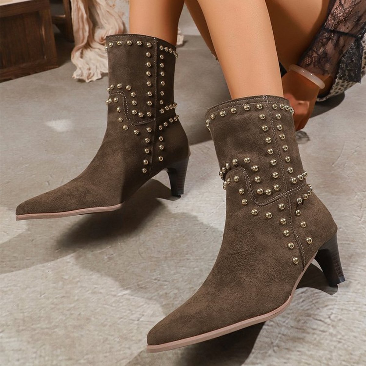 Women's Pointed Toe Studded Ankle Boots Block Heel