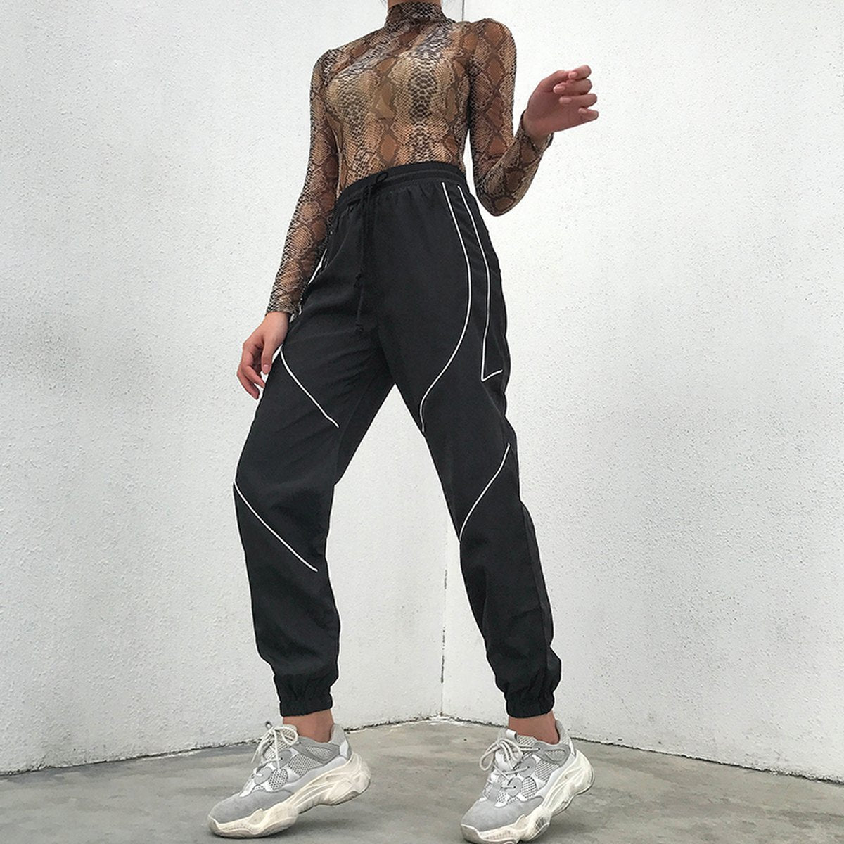 Women's Rapwriter Reflective Strip Drawstring Sweatpants