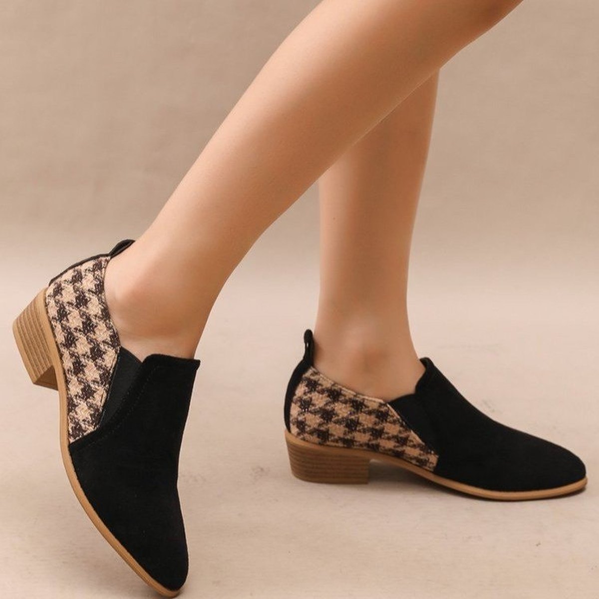 Women's Retro Color-block Slip-on Shoes