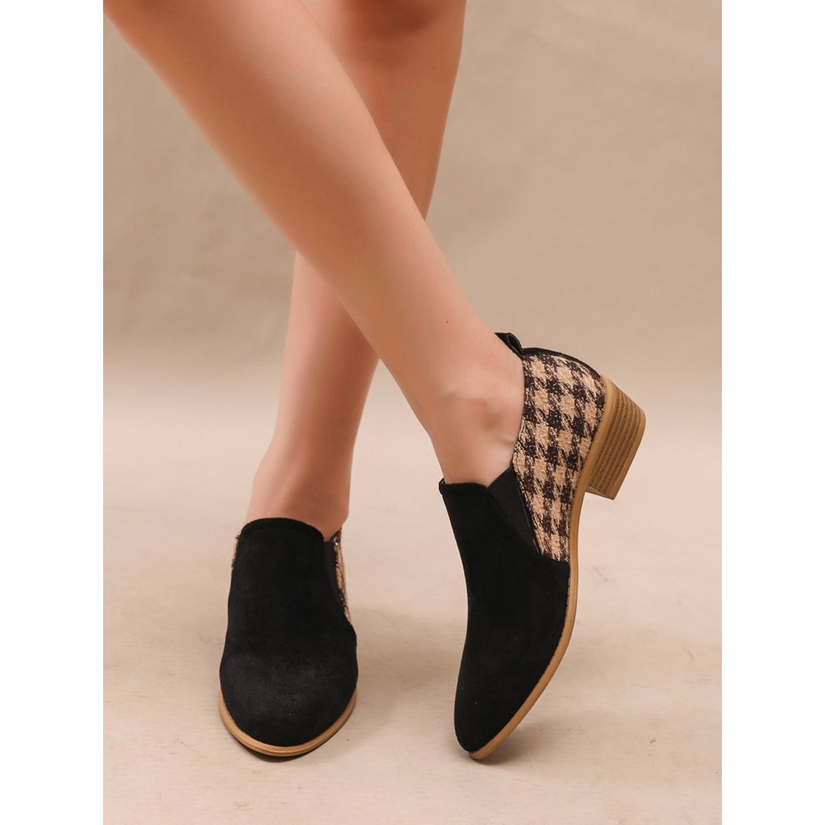 Women's Retro Color-block Slip-on Shoes