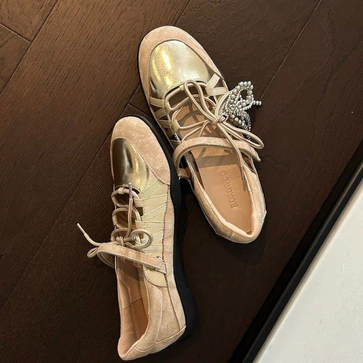 Women's Retro Luxury Gold Lace-up Ballet Flats Hollow