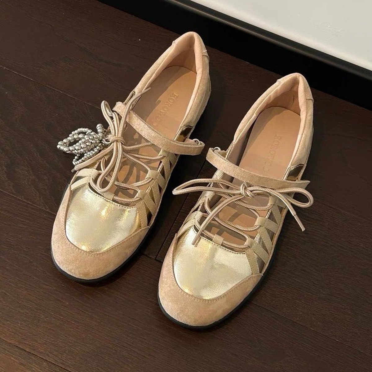 Women's Retro Luxury Gold Lace-up Ballet Flats Hollow