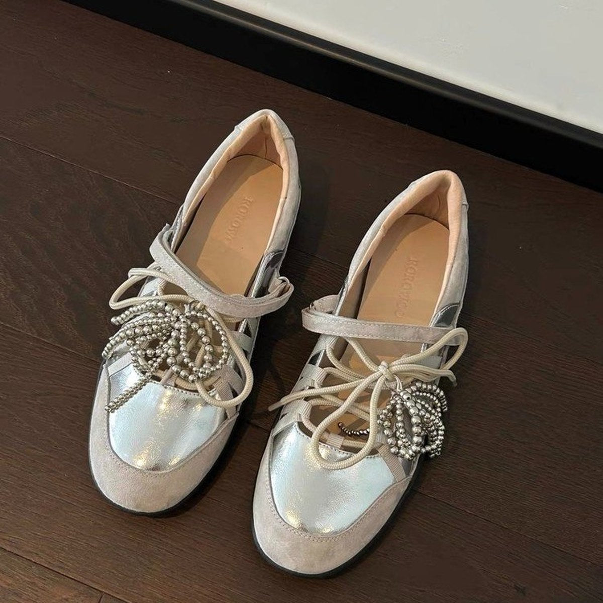 Women's Retro Luxury Gold Lace-up Ballet Flats Hollow