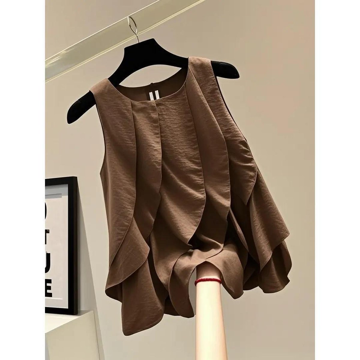 Women's Ruffled Sleeveless Blouse