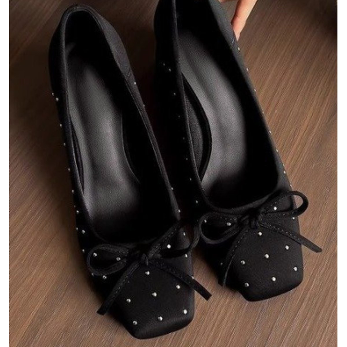 Women's Soft Leather Slip-on Pumps Medium Block Heel
