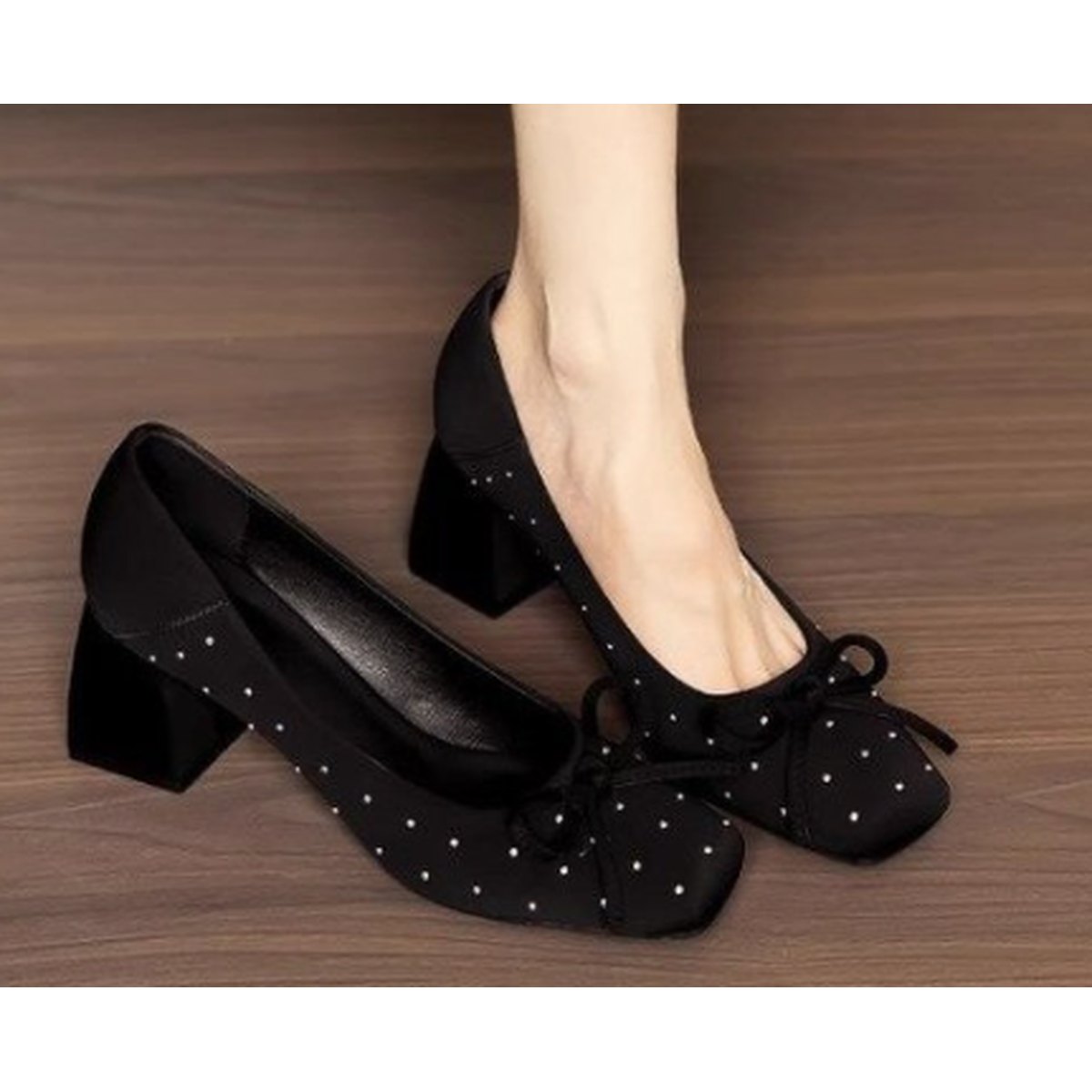 Women's Soft Leather Slip-on Pumps Medium Block Heel