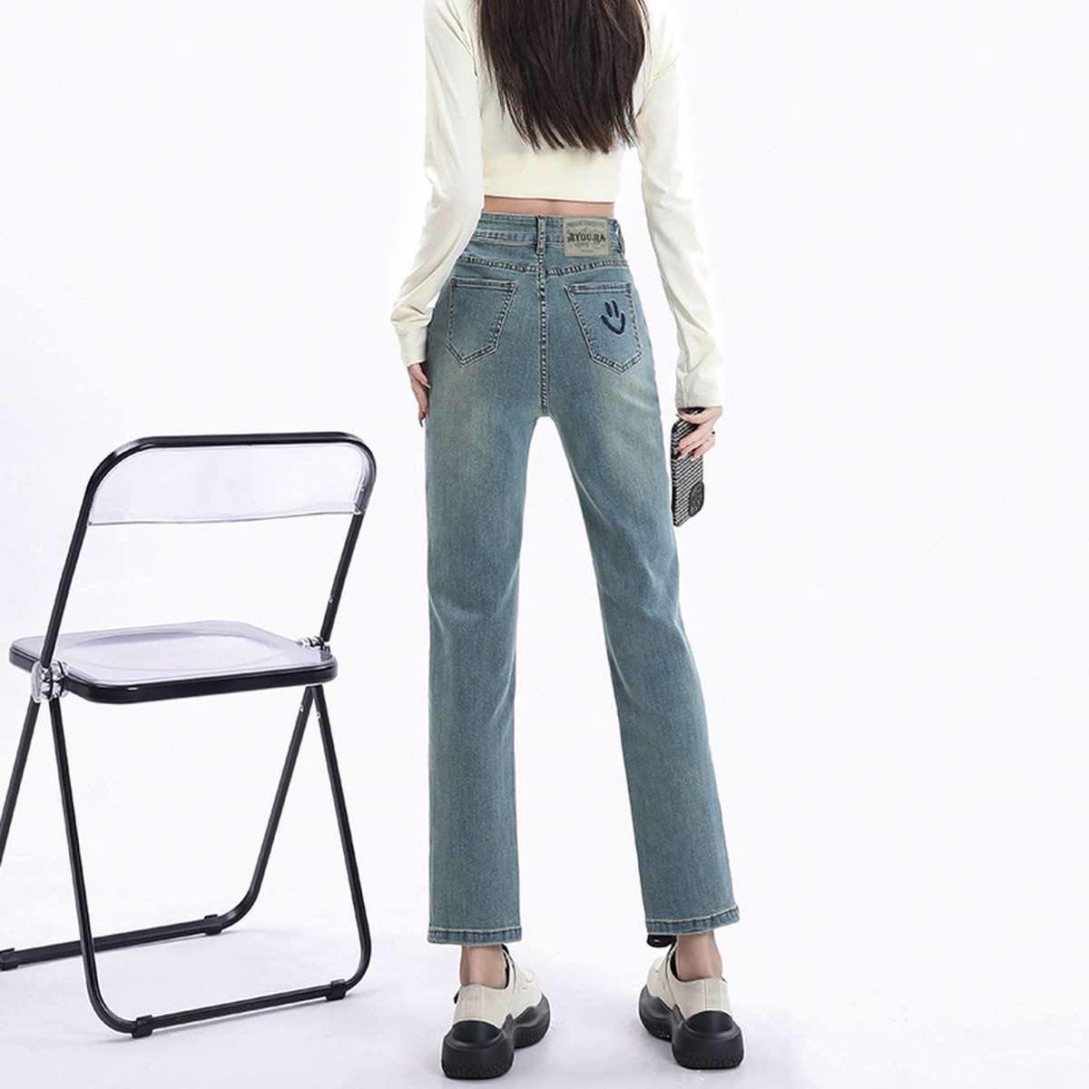 Women's Straight Jeans