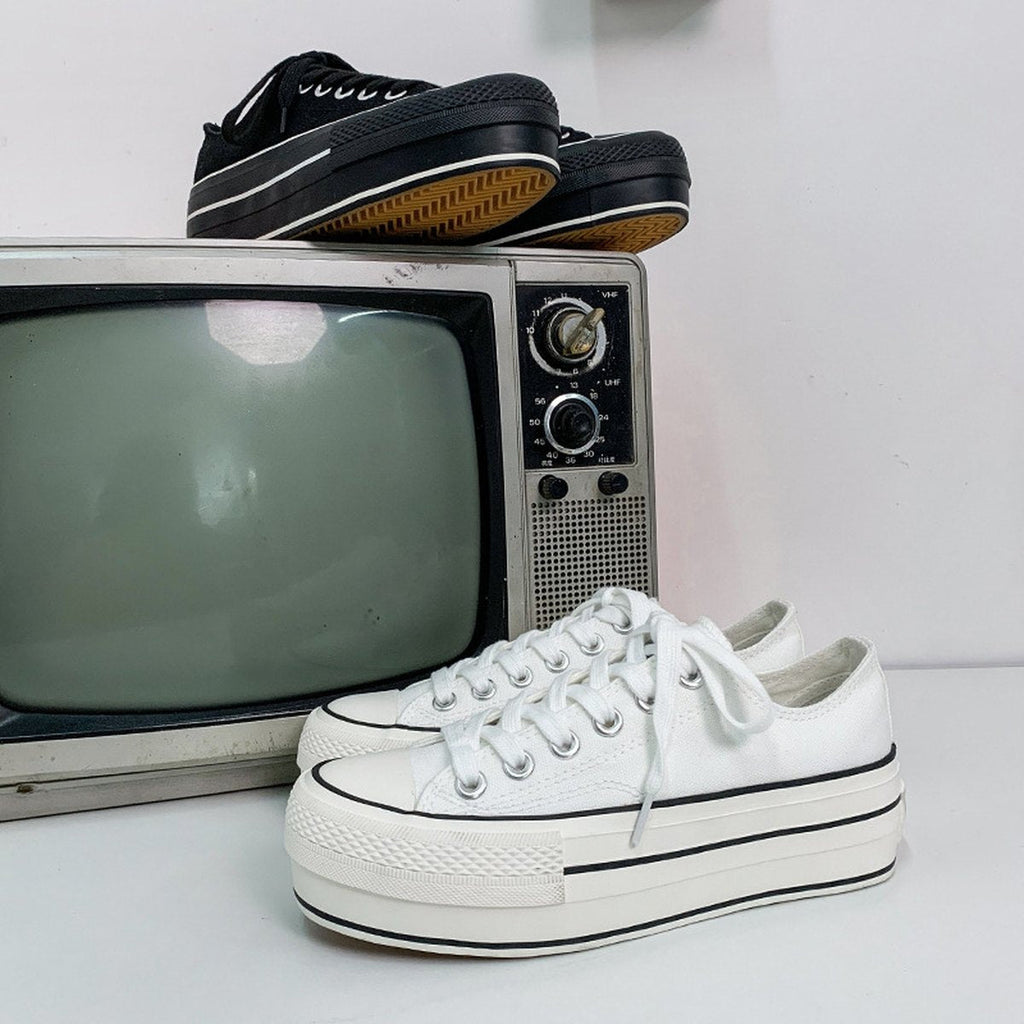 Women's Student Thick-soled Increased Canvas Shoes