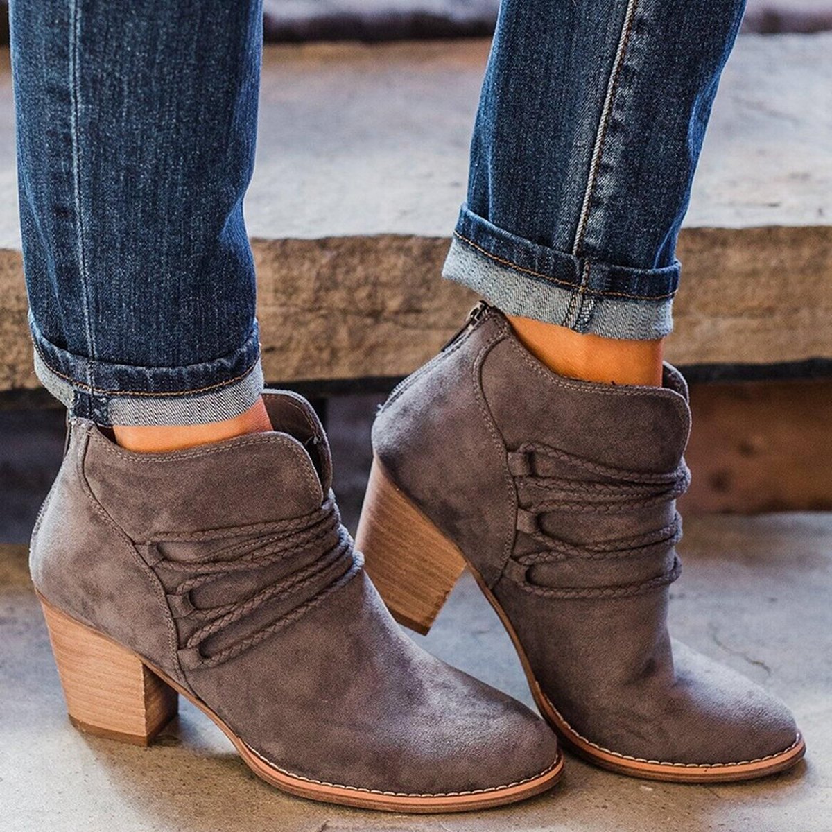 Women's V-Cut Chunky Ankle Boots