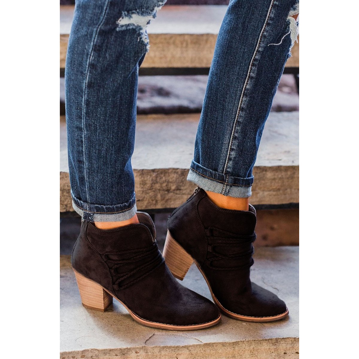 Women's V-Cut Chunky Ankle Boots