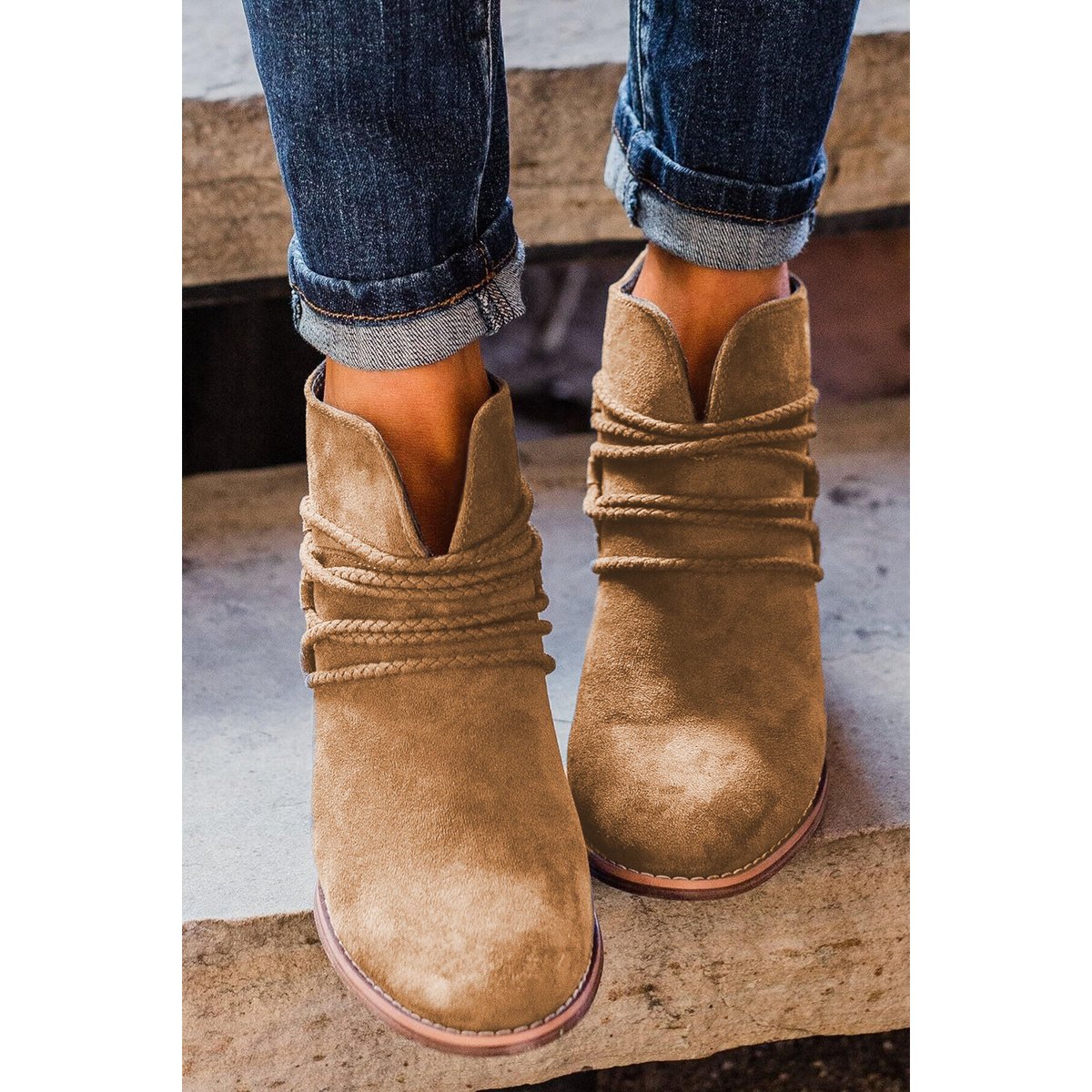 Women's V-Cut Chunky Ankle Boots