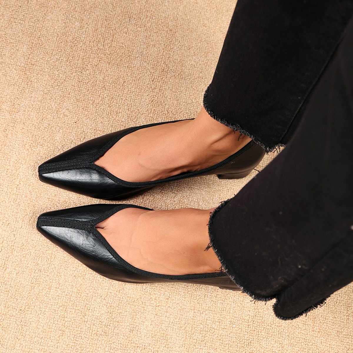 Women's Vintage Casual Retro Block Heel Pointed Toe