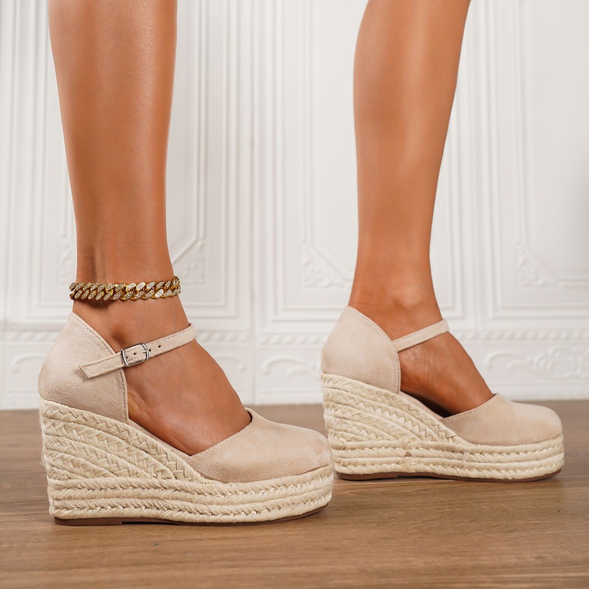 Women's Vintage Straw Wedge Sandals