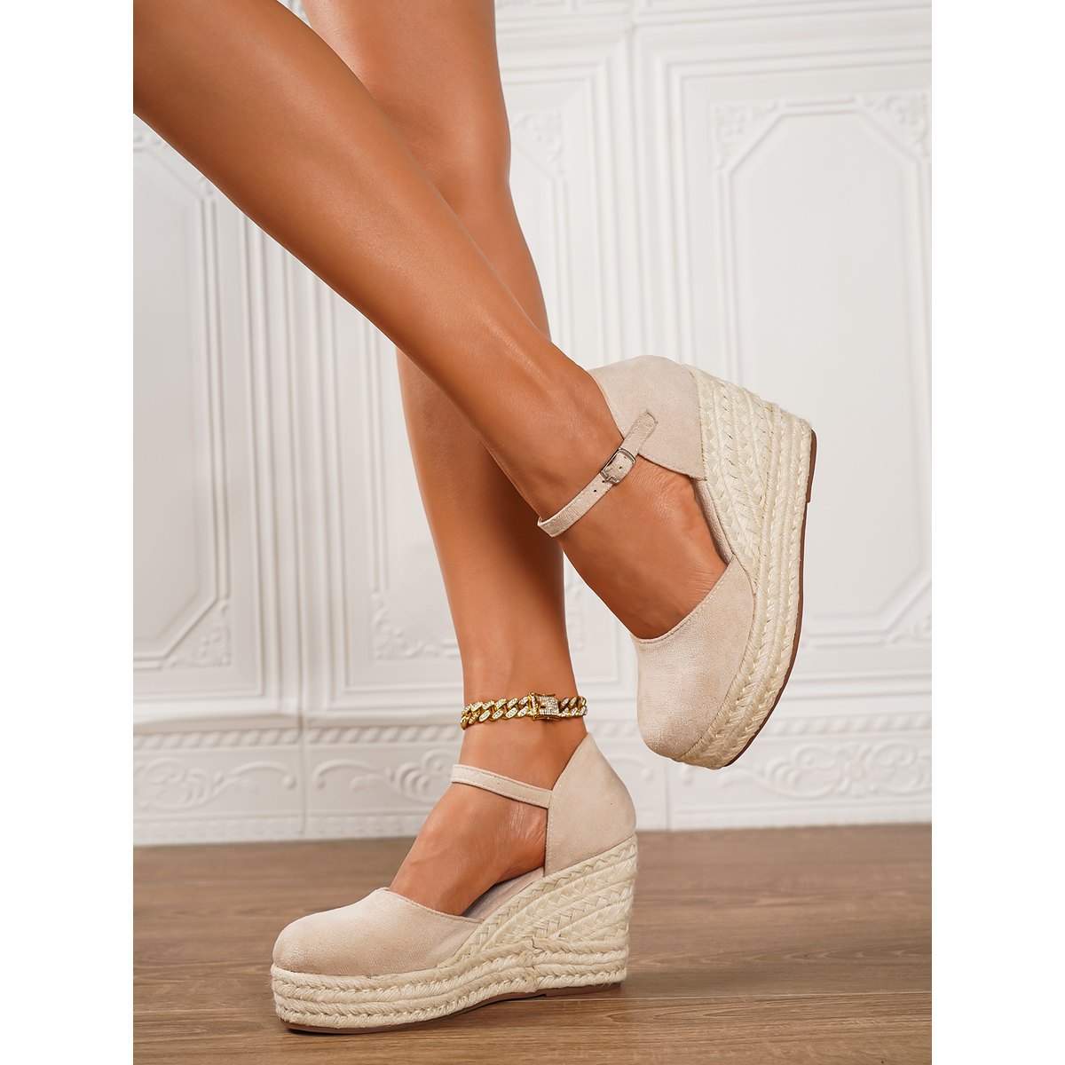 Women's Vintage Straw Wedge Sandals