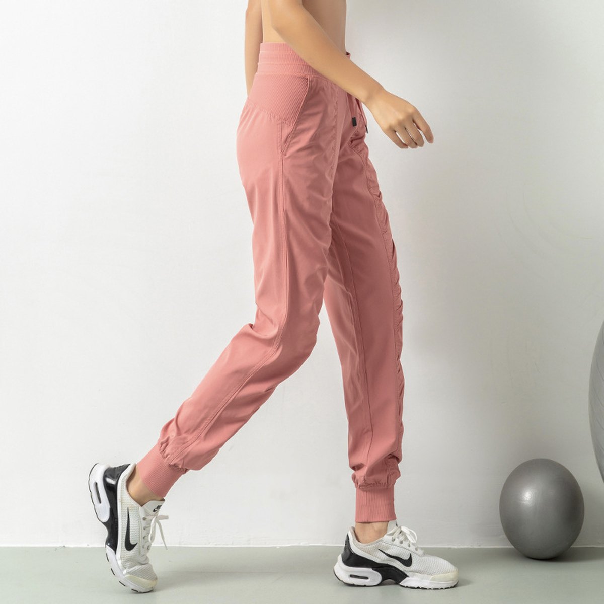 Women's Wrinkle Slimming Fitness Sports Pants Loose Leggings